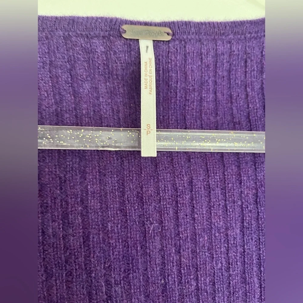 Cashmere Free People Purple Top, NWOT Small​​​​​​​​ - Picture 4 of 4